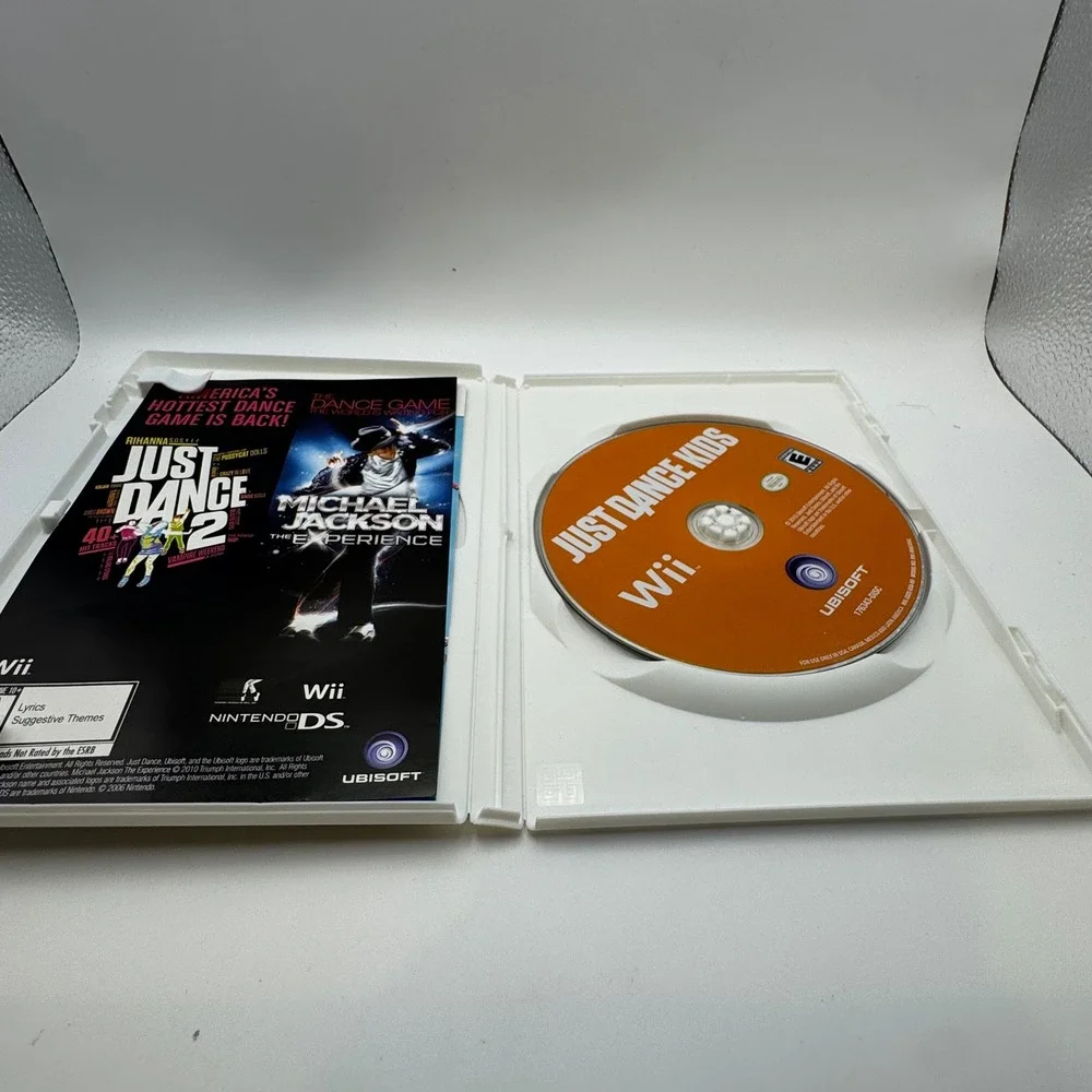 Just Dance Kids Nintendo Wii Game Ubisoft 2010 40+ Songs RVL-P-SDZE